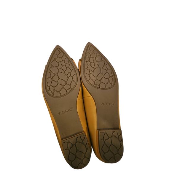 Vionic Arielle tan flats point toe buckle detail leather shoes new $125 SH445 - Picture 8 of 8
